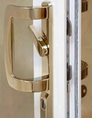 Affordable Locksmith Services Studio City, CA 818-492-3085 - locks-replace-01